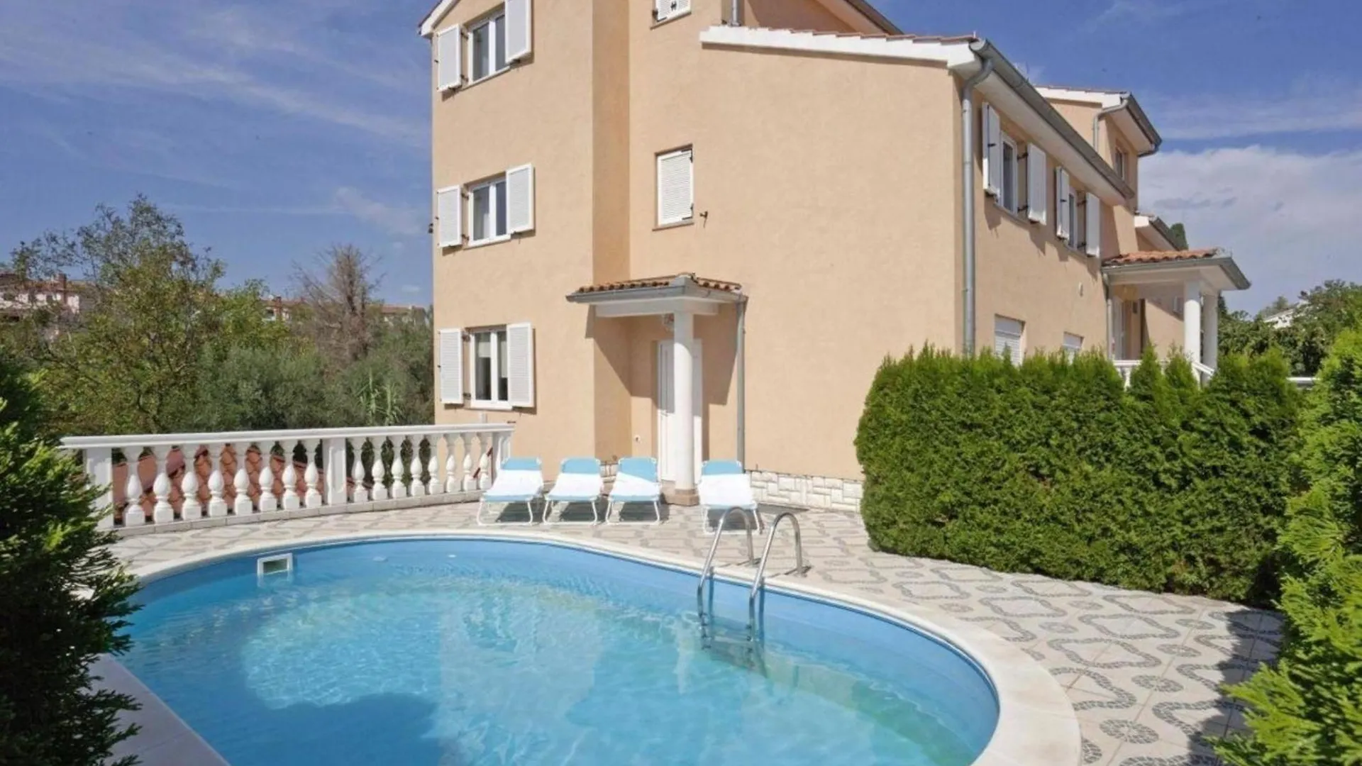 Wohnung Mit Garten Mit Gemeinsamem Schwimmbad 温克兰