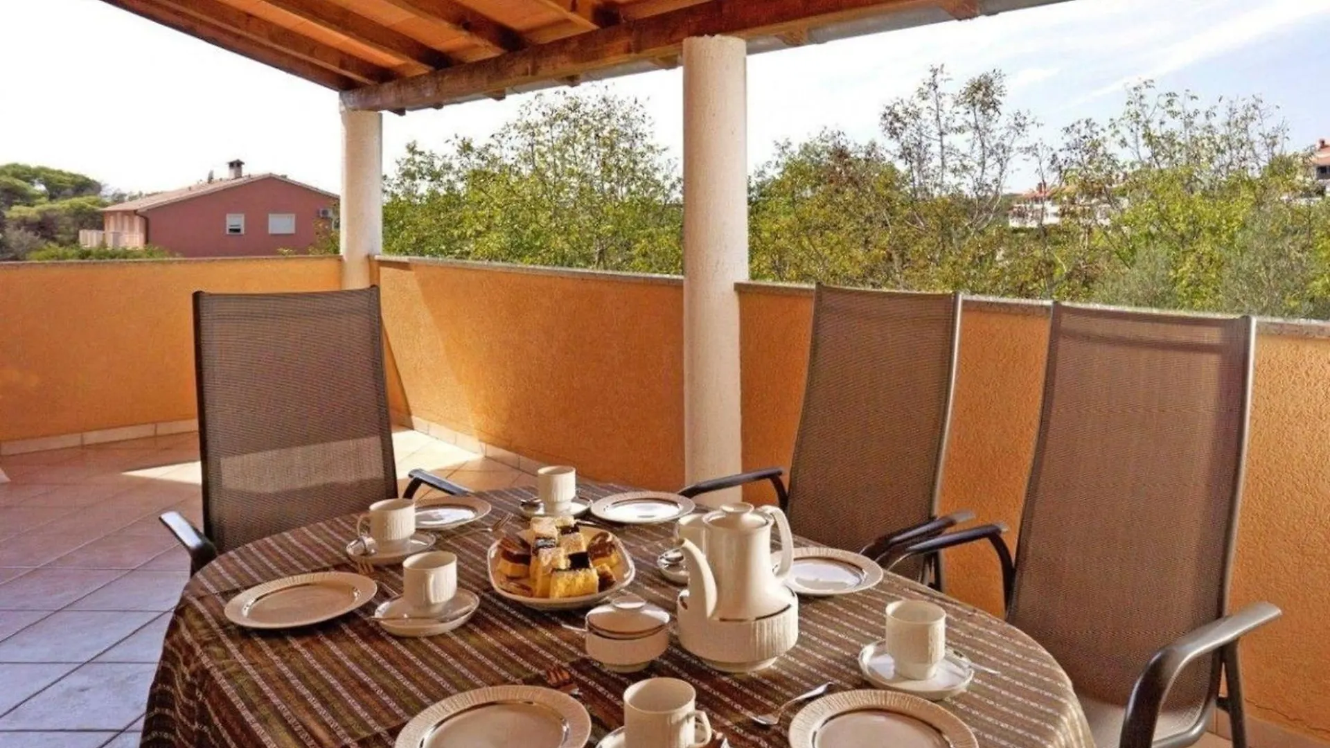 וינקורן Wohnung Mit Garten Mit Gemeinsamem Schwimmbad